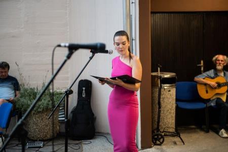 Voditeljica Lara Ofentavšek 2